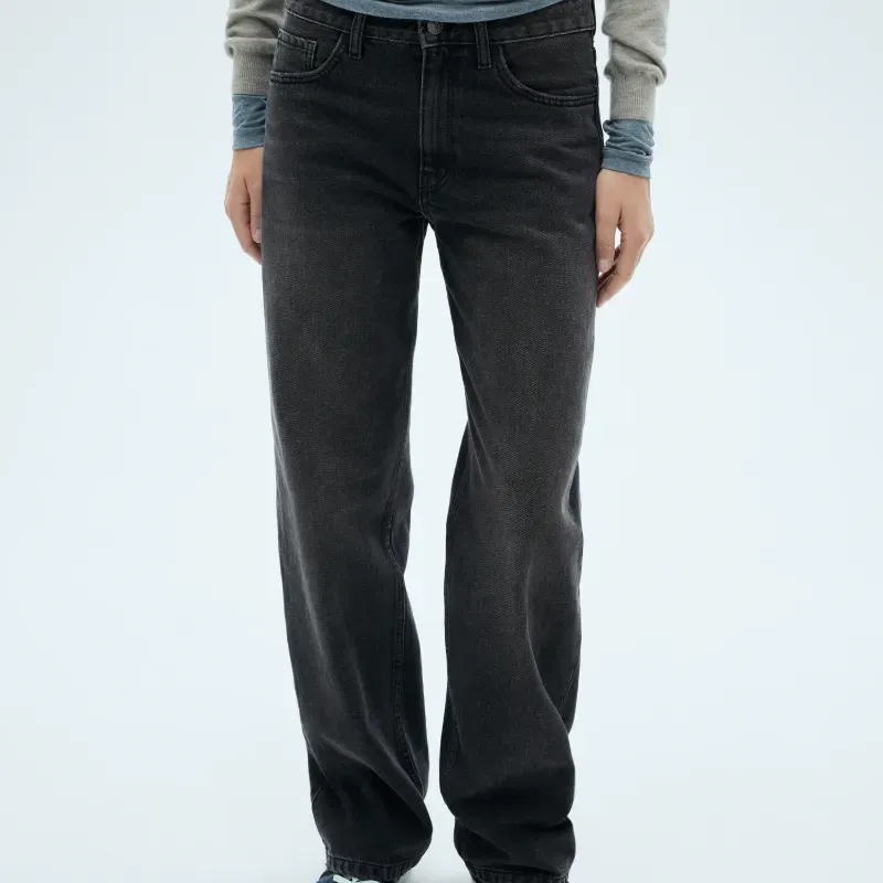 Jeans rectos tiro medio