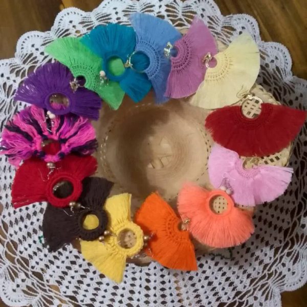Aretes flecos