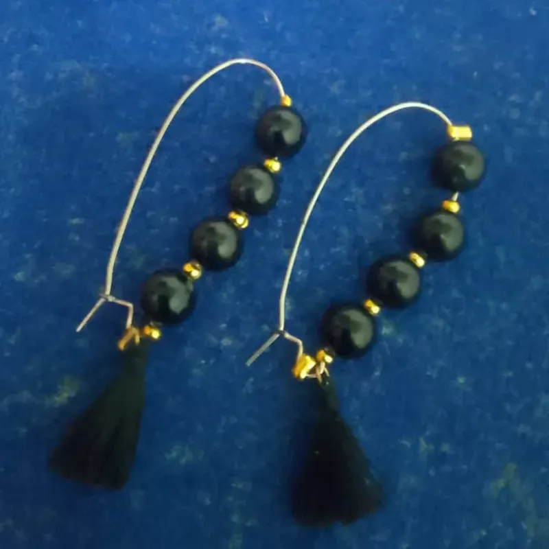 Argolla de perlas negras