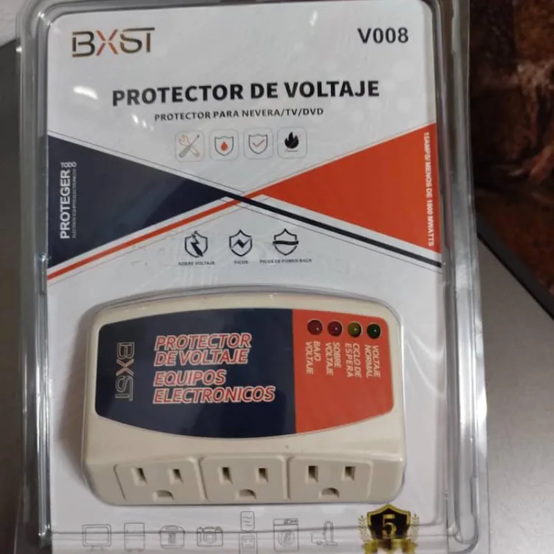 Protector de voltaje triple 110V