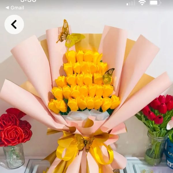Ramo de 25 tulipanes
