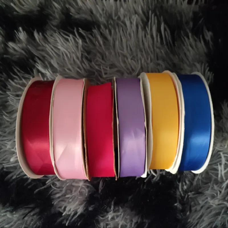 Cinta de satín de 2,5cm