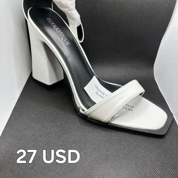 Tacones cuadrados altos