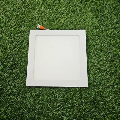 Luminaria empotrable cuadrada 24W