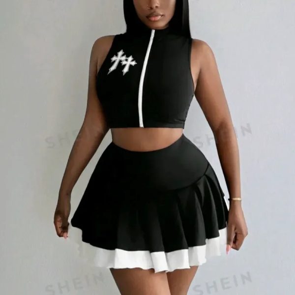  Conjunto de falda corta plisada y top desmangado — Negro/ Blanco