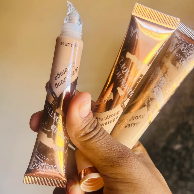 Corrector d ojeras  de alta cobertura