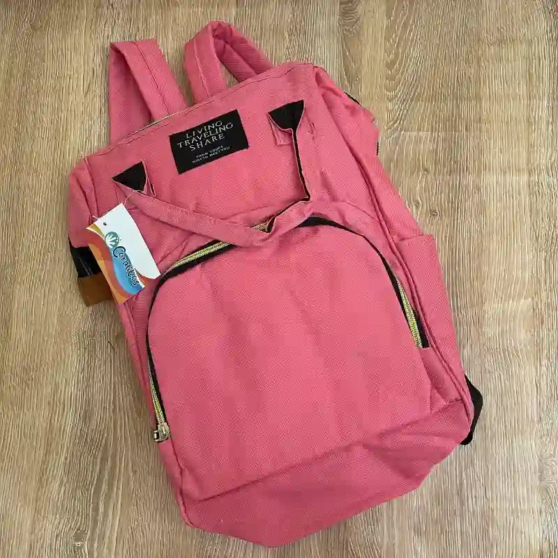Mochila pañalera color rosado