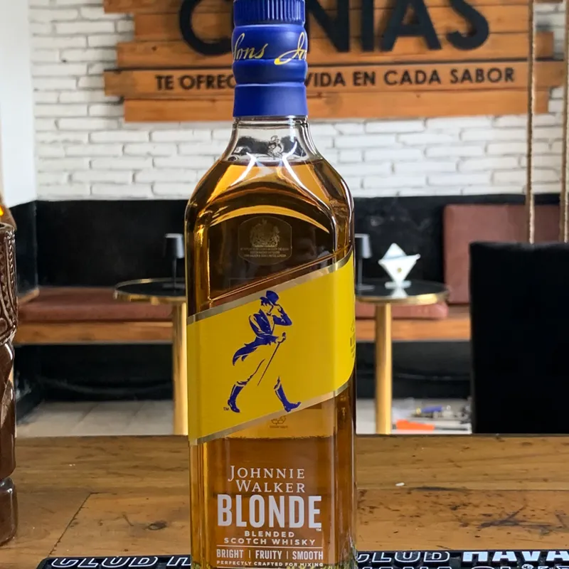 Johnnie Walker Blonde