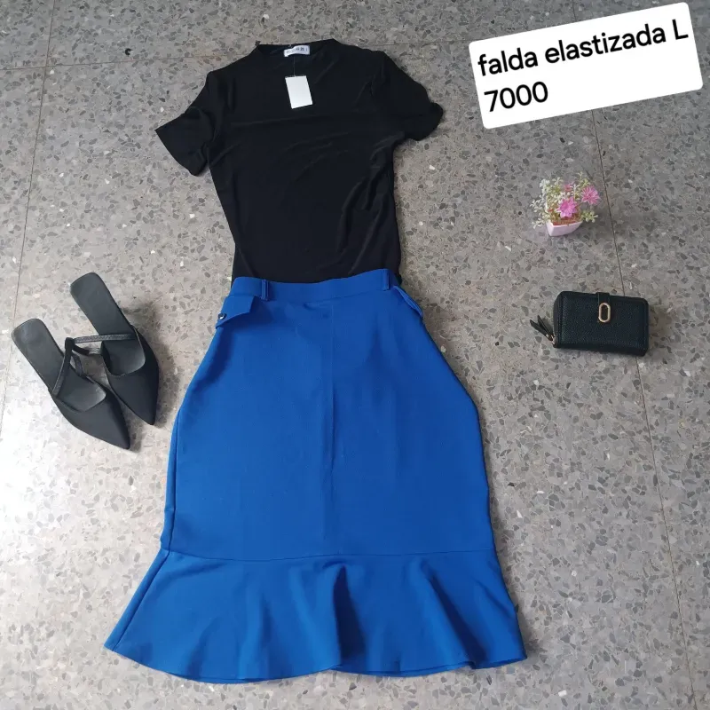 Falda azul