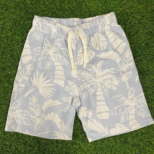 Short azul y blanco