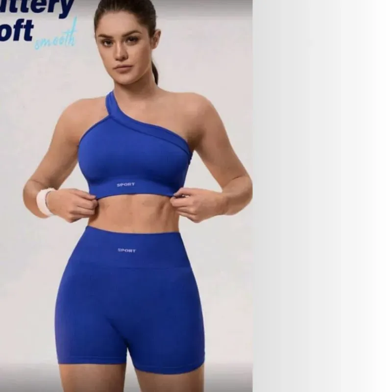 Conjunto deportivo de una sola manga y short