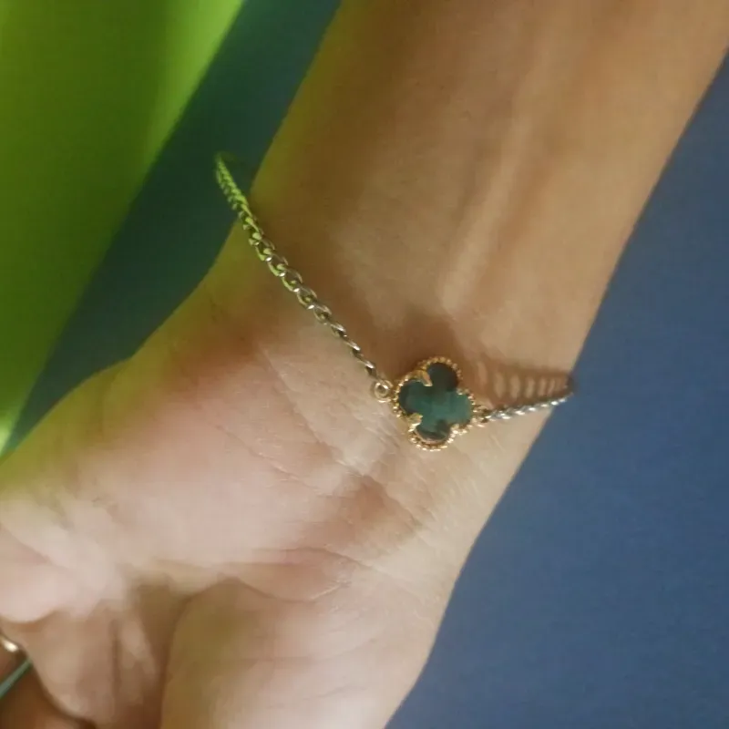 Cristal natural forma de trebol con cadena de acero inoxidable