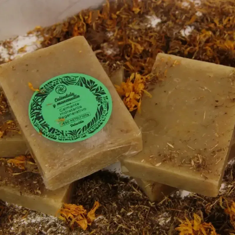 Jabón de caléndula y manzanilla