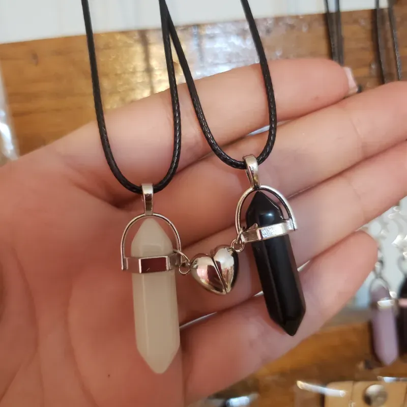 Pareja de cuarzos con corazón imanizado