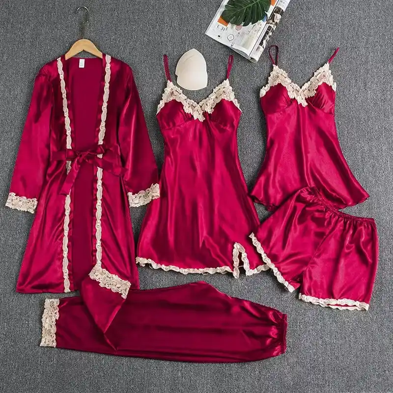  Set de Lencería  5 Piezas – Edición Rubí 