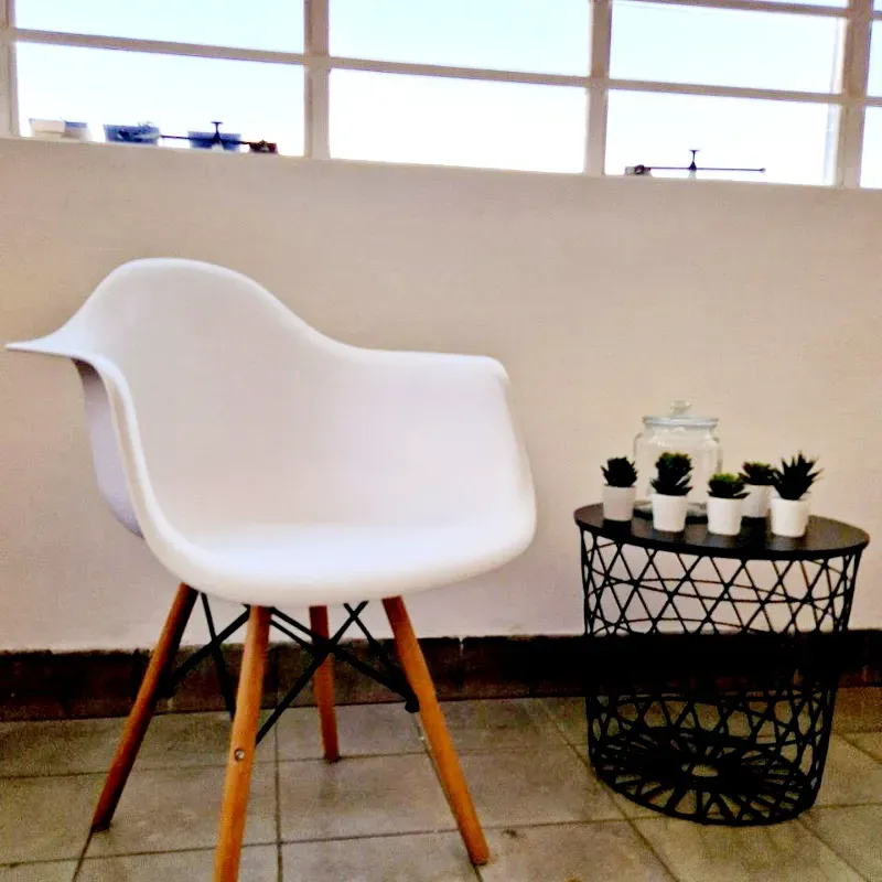 Silla Nórdica con posa brazos