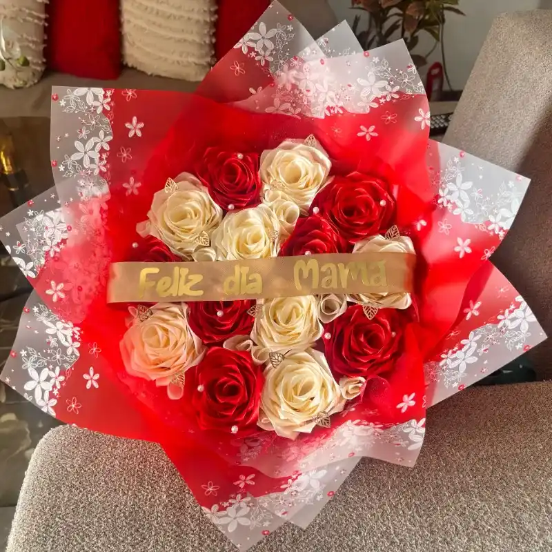 Ramo de Rosas Eternas