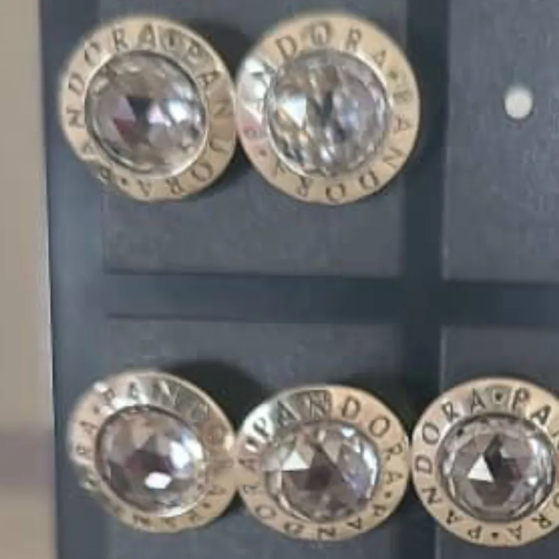 Aretes PANDORA CLASICOS DE PIEDRA