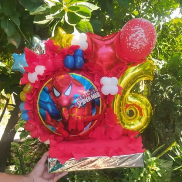 Caja sorpresa con globos para niños