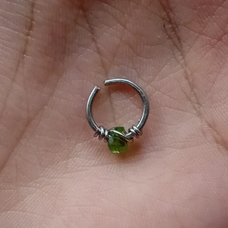 Septum de acero inoxidable con piedra