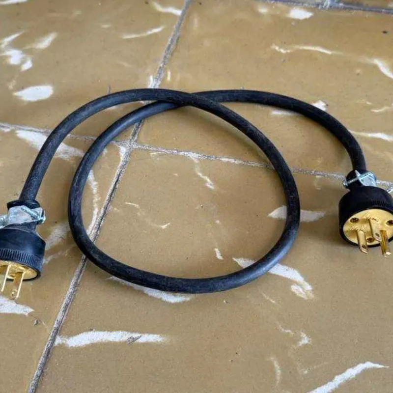 Cable de toma de a toma