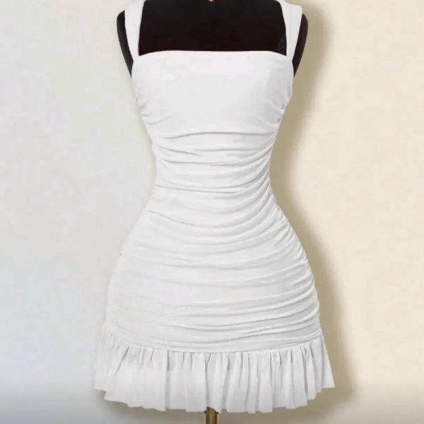 Vestido con vuelo bajo — Blanco