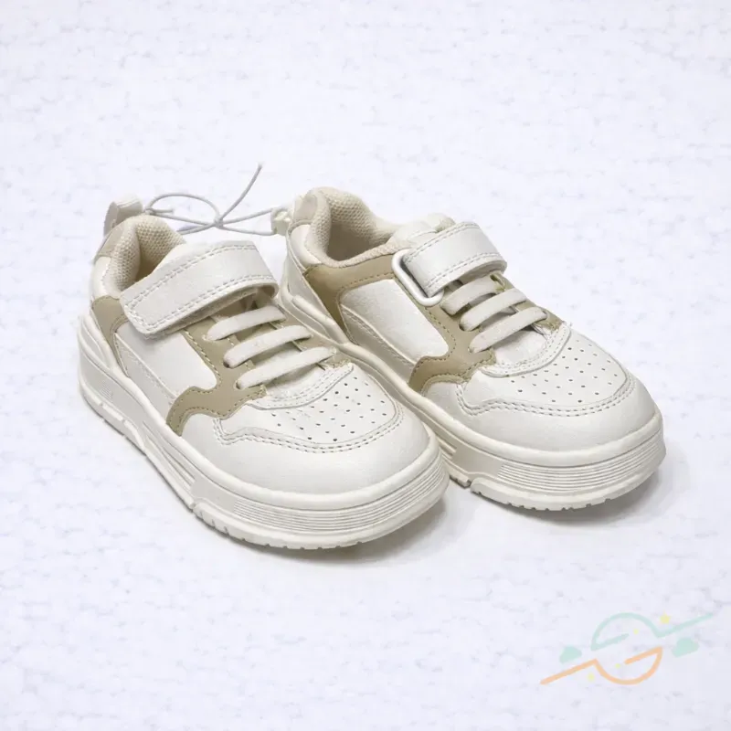 Tenis blanco beige PRIMARK