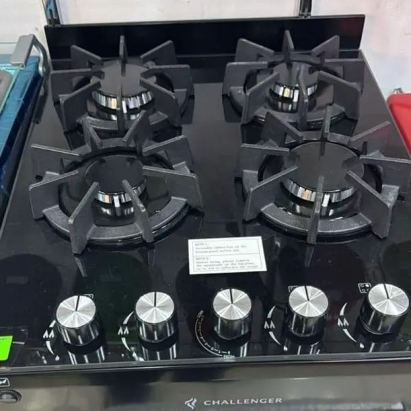 Cocina profesional con Horno de 4 quemadores
