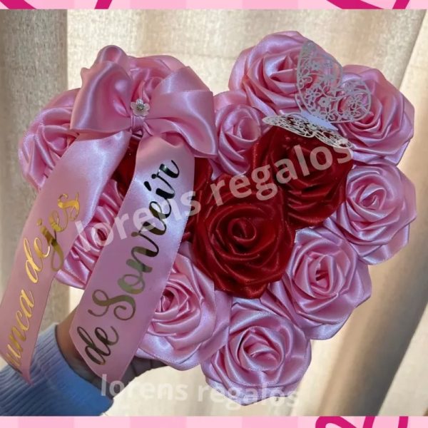 Corazón con flores