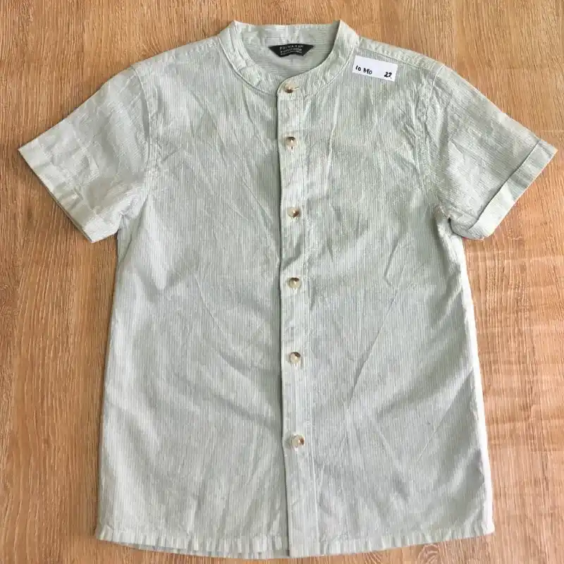 Camisa a rayas color verde