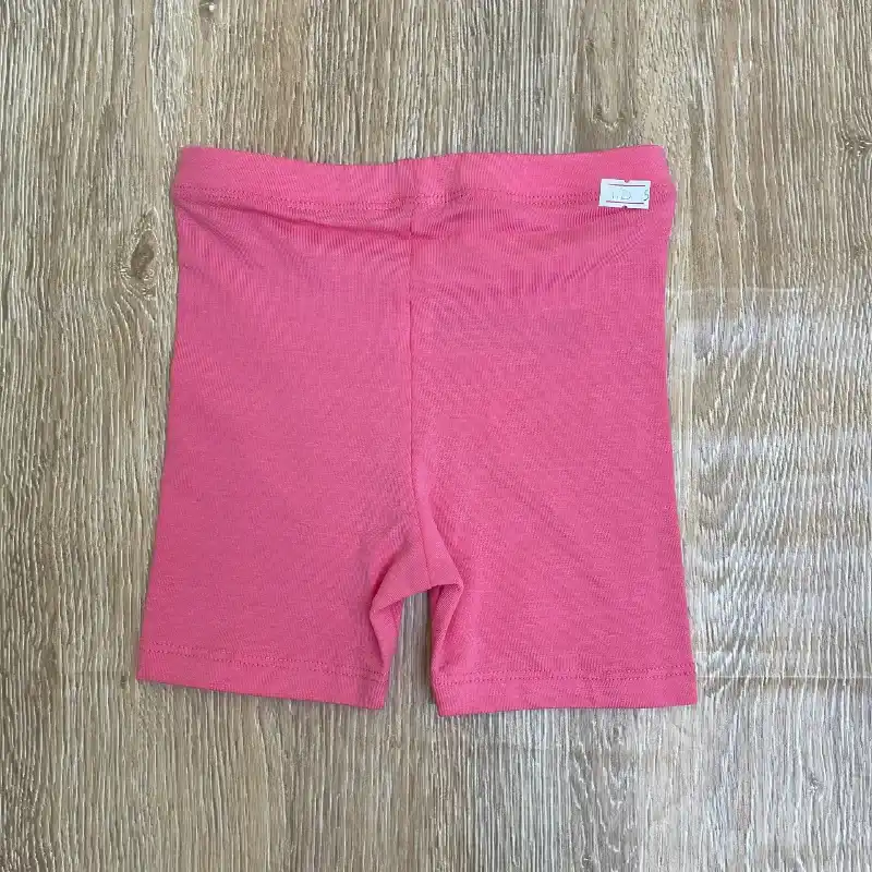 Leggins cortas de color rosado
