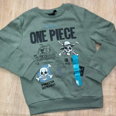 Abrigo de One Piece color verde