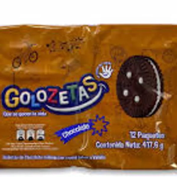 Paquete de galletas dulces de chocolate.