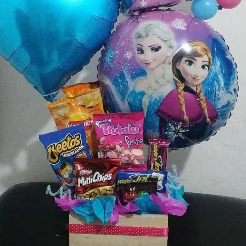 Regalo con globos y confituras