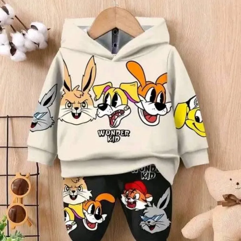 Conjunto de hoodie y pantalón