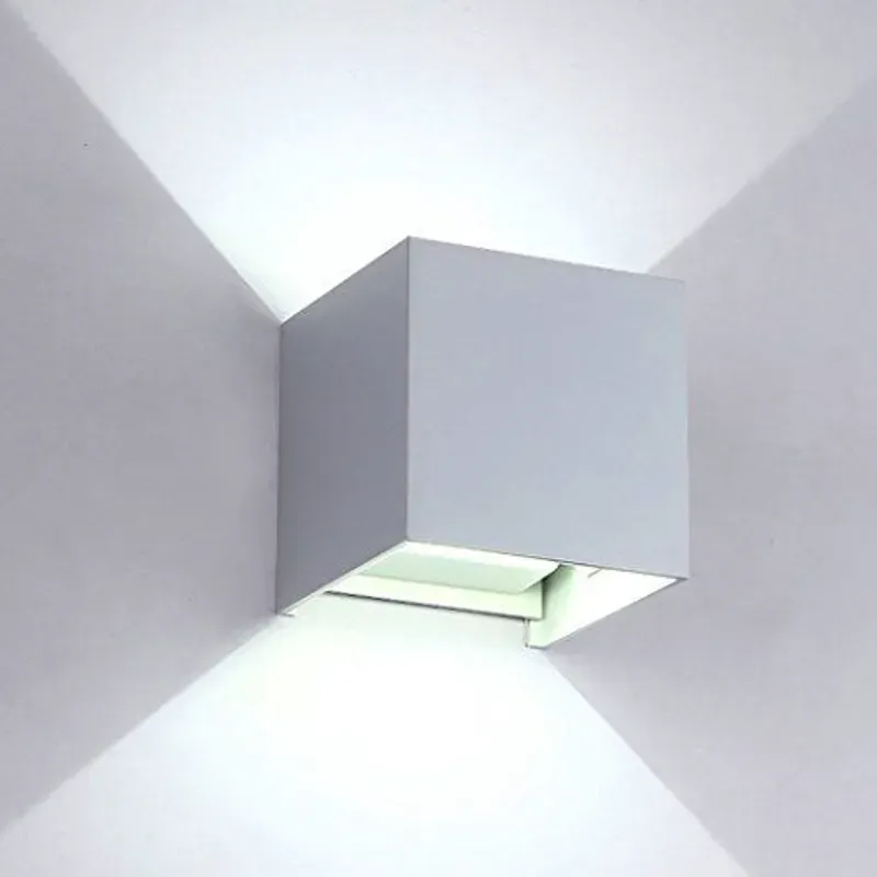 Aplique blanco de exterior