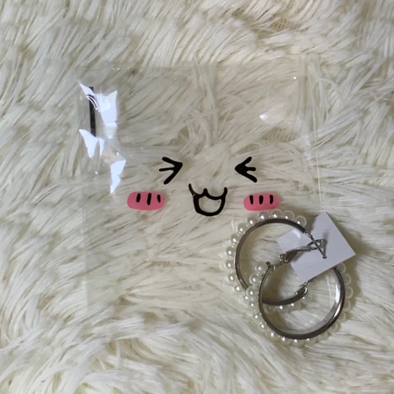 Aretes plateados, modelo #8. ✨