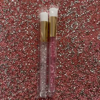 Brocha limpiadora para cejas y pestañas