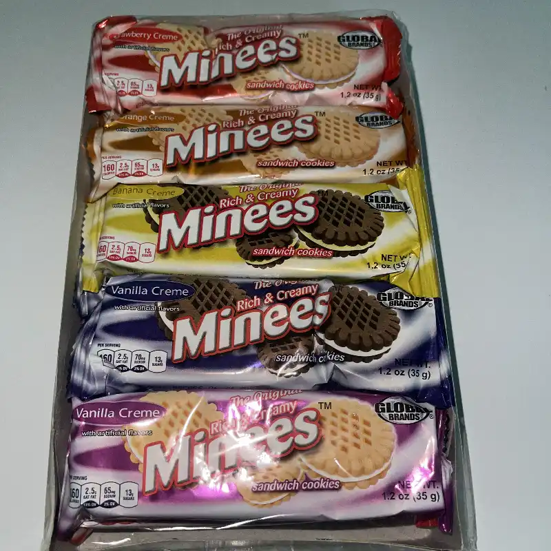 Paquete de galletas rellenas dulces