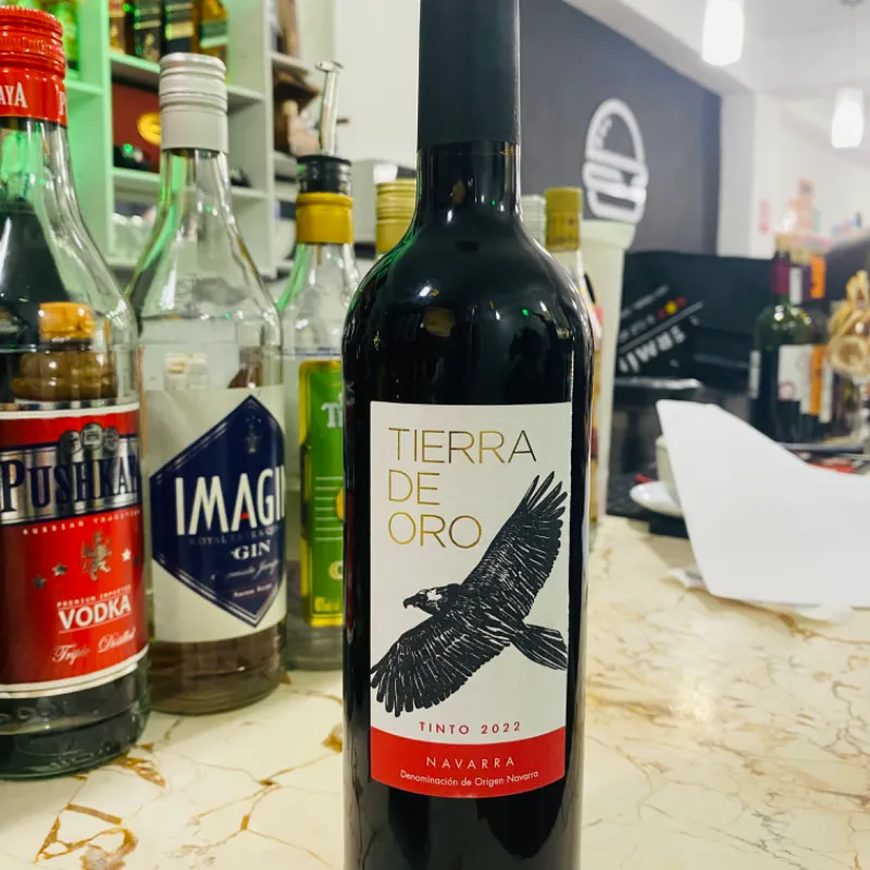 Vino Tinto Tierra de Oro Navarro 2022