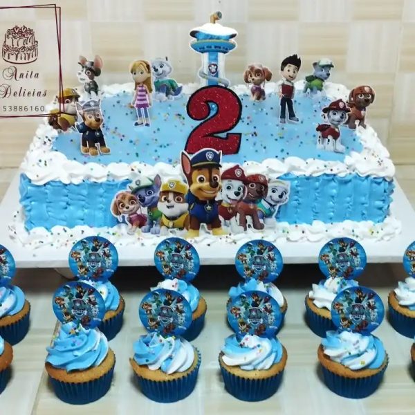 Combo Torta rectangular más 12 cupcakes
