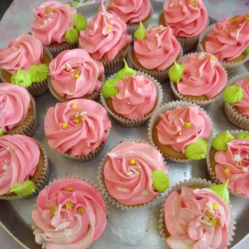 Cupcakes con merengue (10Unid)
