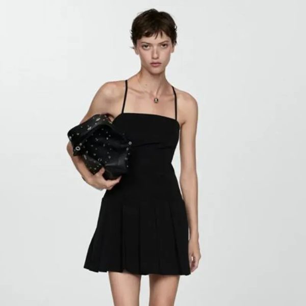 Vestido Negro Corto