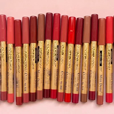 Delineador de Labios Modelo 2