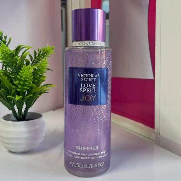 ​Victoria's Secret: Love Spell Joy Shimmer