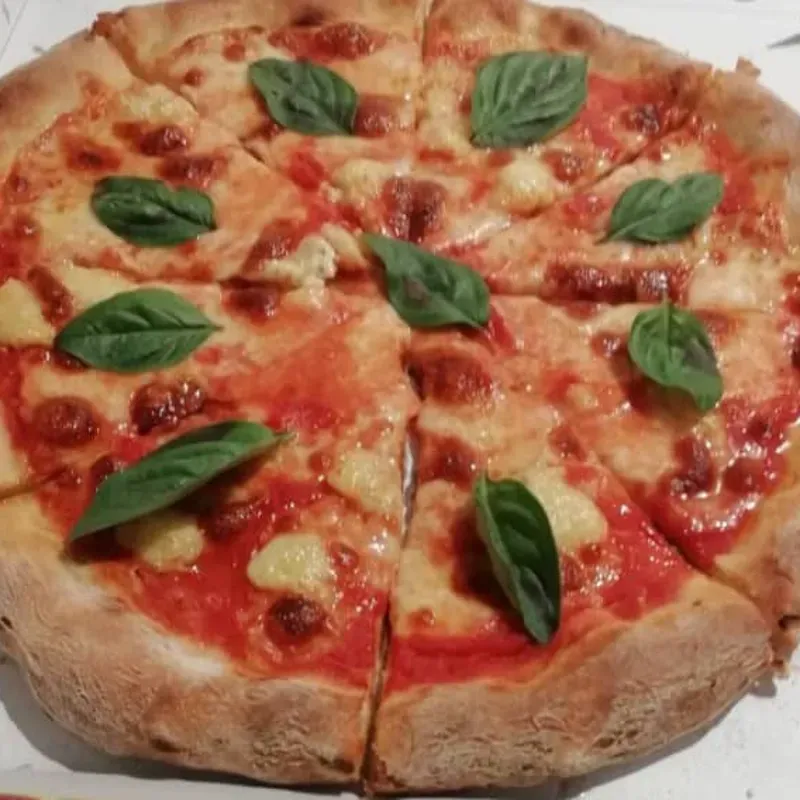  Pizza de Queso Grande