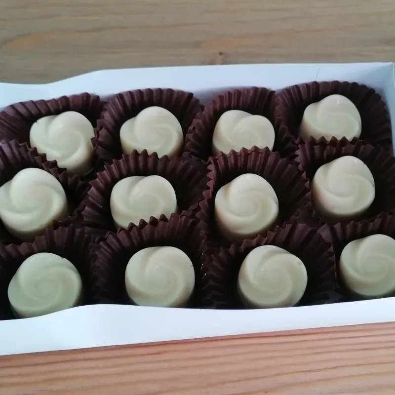 Bombones de chocolate blanco