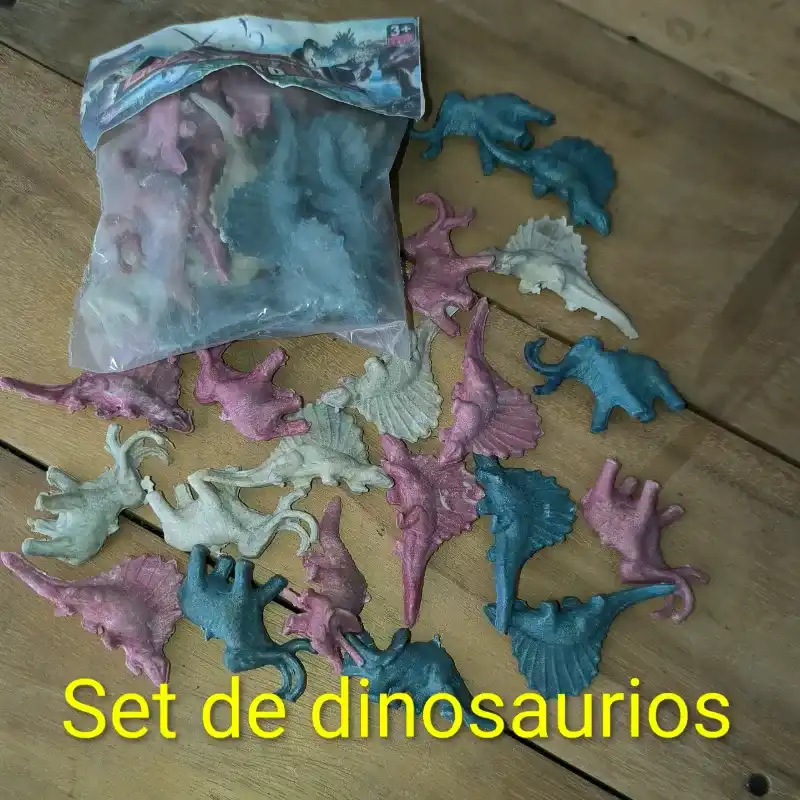 Set de Dinosaurios