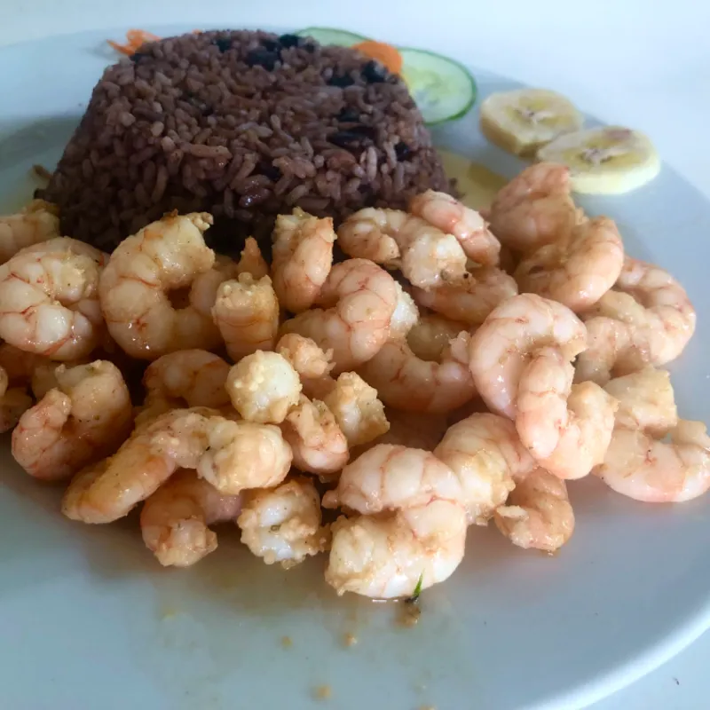 Camarón al ajillo Ranchero