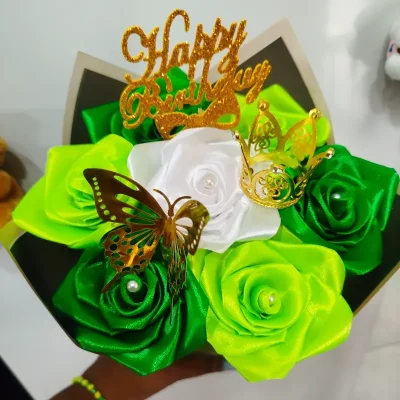 Ramo de 7 rosas eternas